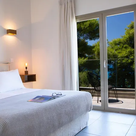 Ionian White Áyios Nikítas