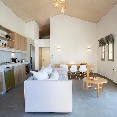 Ionian White Villa Agios Nikitas
