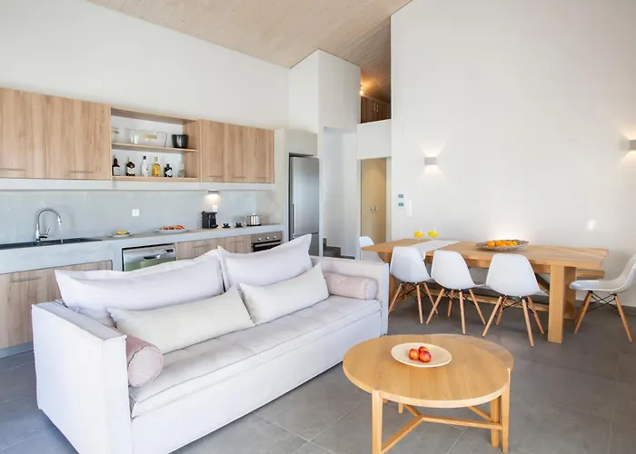 Ionian White Áyios Nikítas