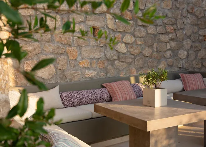 Ionian White וילה