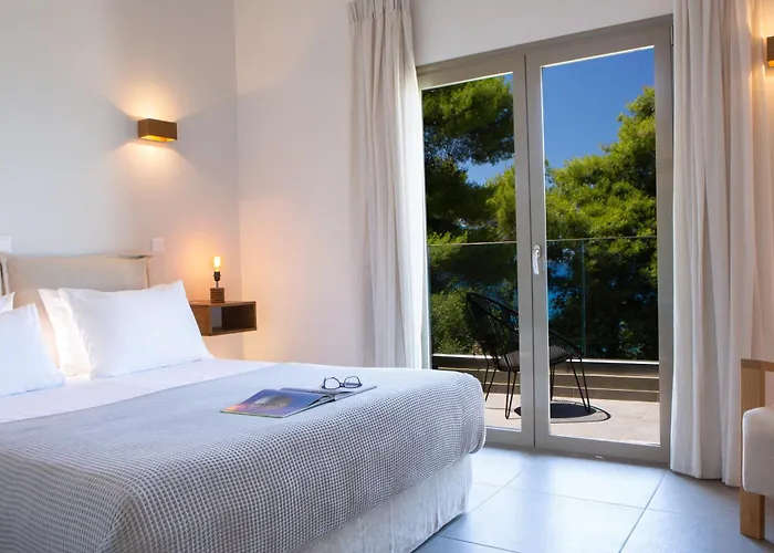 Ionian White Áyios Nikítas