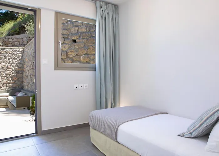 Villa Ionian White *